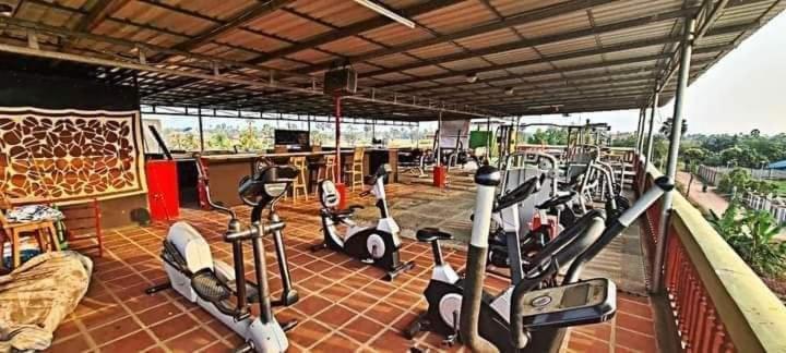 Nomads Guesthouse Kampot Eksteriør bilde