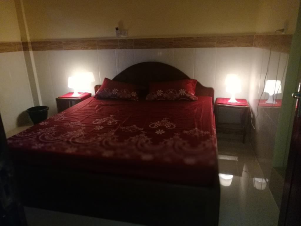 Nomads Guesthouse Kampot Eksteriør bilde