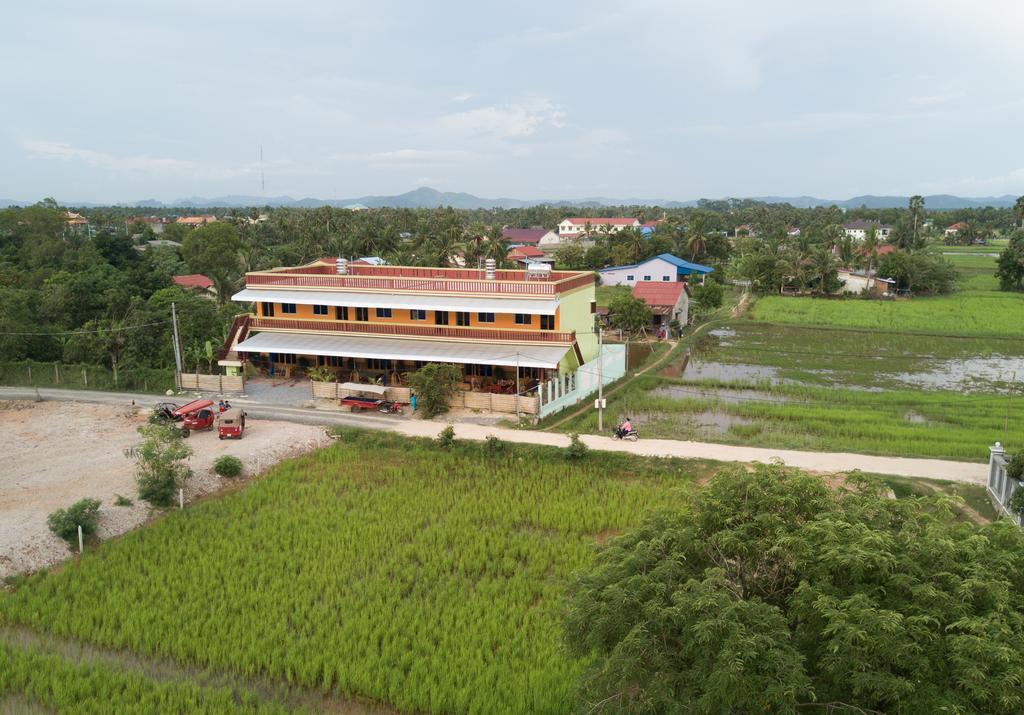 Nomads Guesthouse Kampot Eksteriør bilde