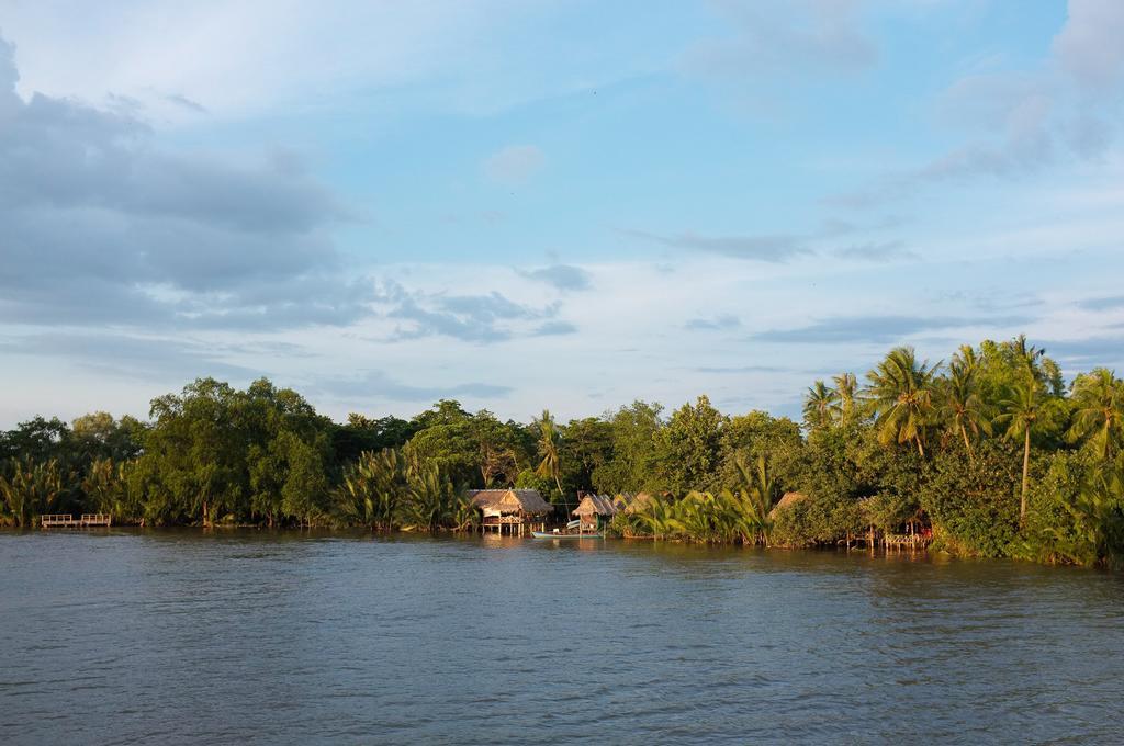 Nomads Guesthouse Kampot Eksteriør bilde