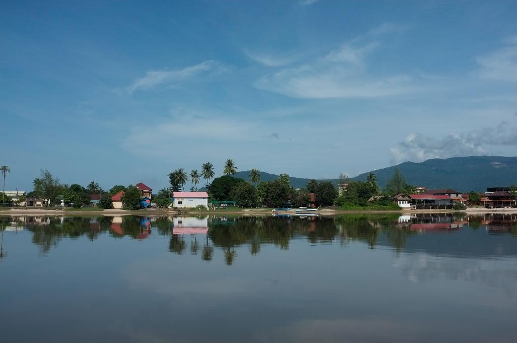 Nomads Guesthouse Kampot Eksteriør bilde