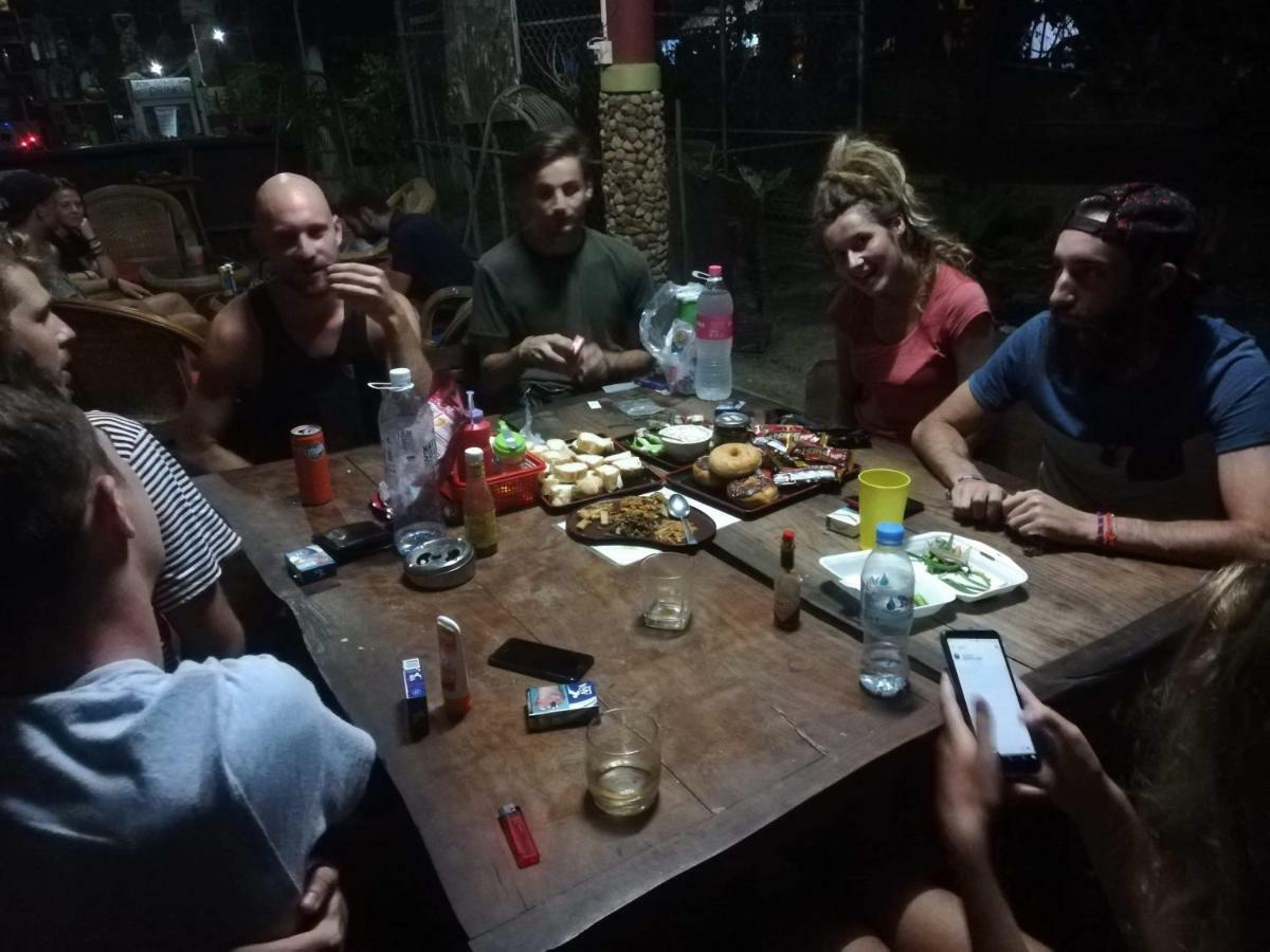 Nomads Guesthouse Kampot Eksteriør bilde